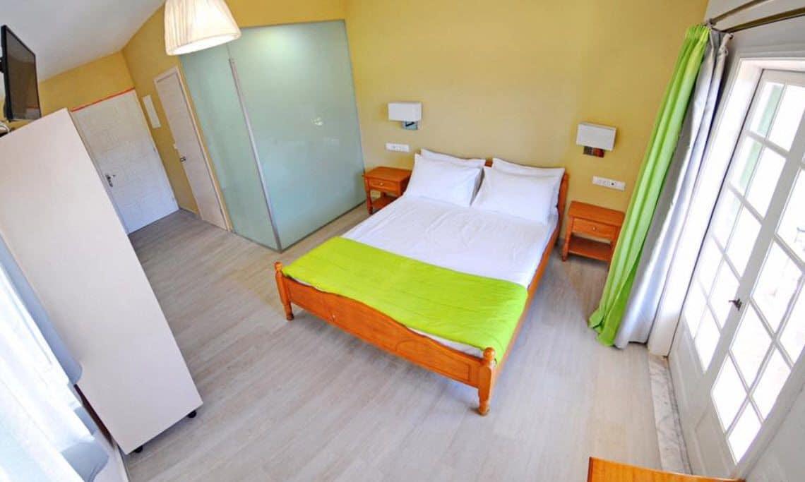 Vliho Bay Suites & Apartments Yénion Esterno foto