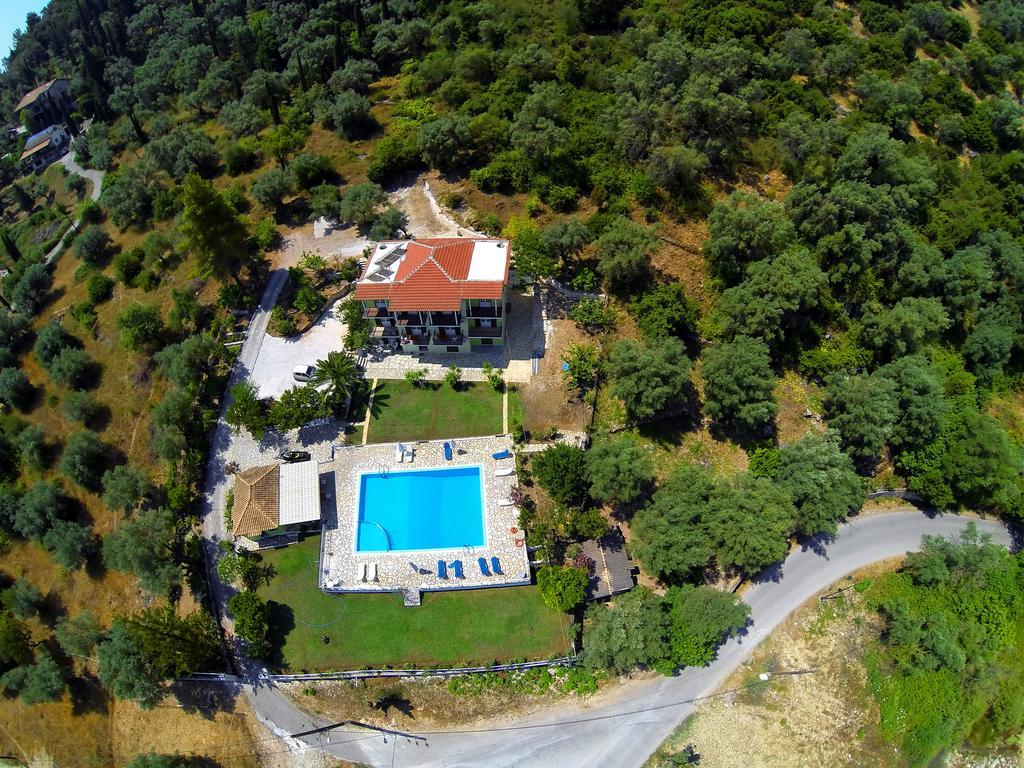 Vliho Bay Suites & Apartments Yénion Esterno foto