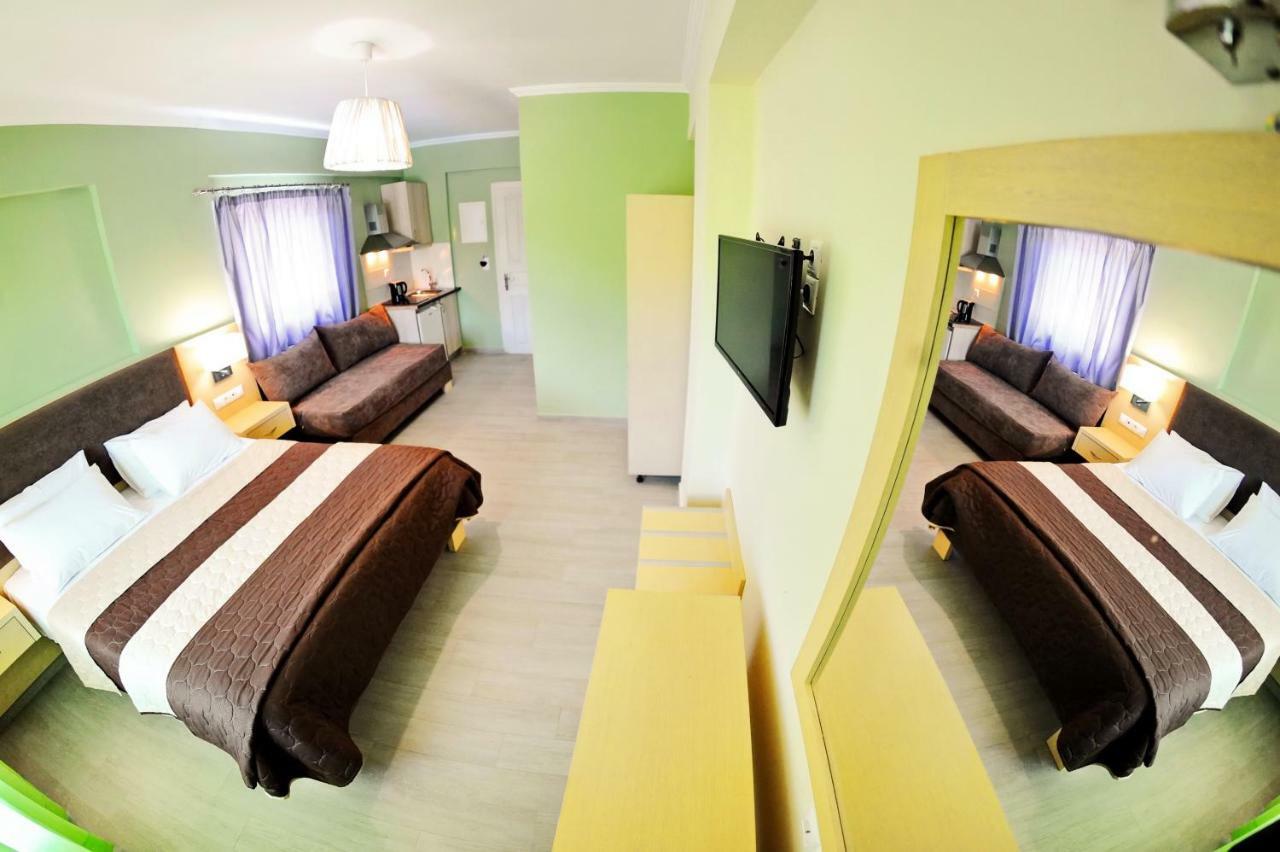 Vliho Bay Suites & Apartments Yénion Esterno foto