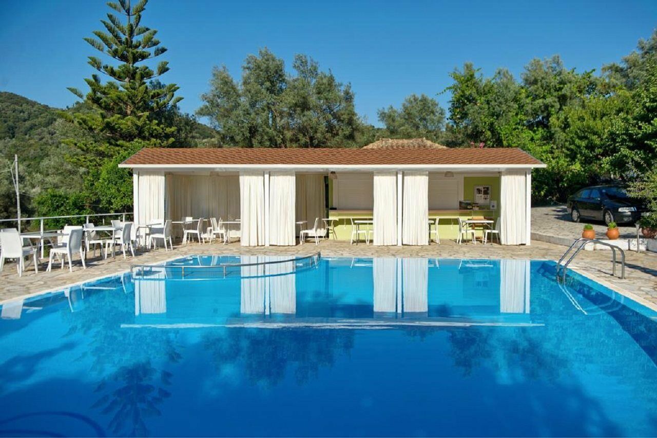 Vliho Bay Suites & Apartments Yénion Esterno foto